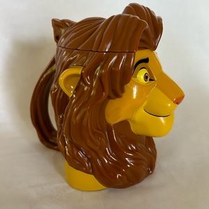 The Lion King Disney On Ice Simba Mug Cup Stein Flip‎ Top Lid 3D Collectible